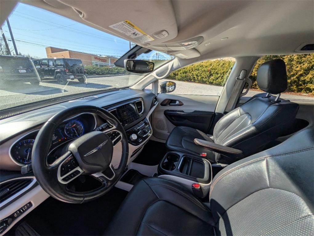 used 2018 Chrysler Pacifica car, priced at $14,888