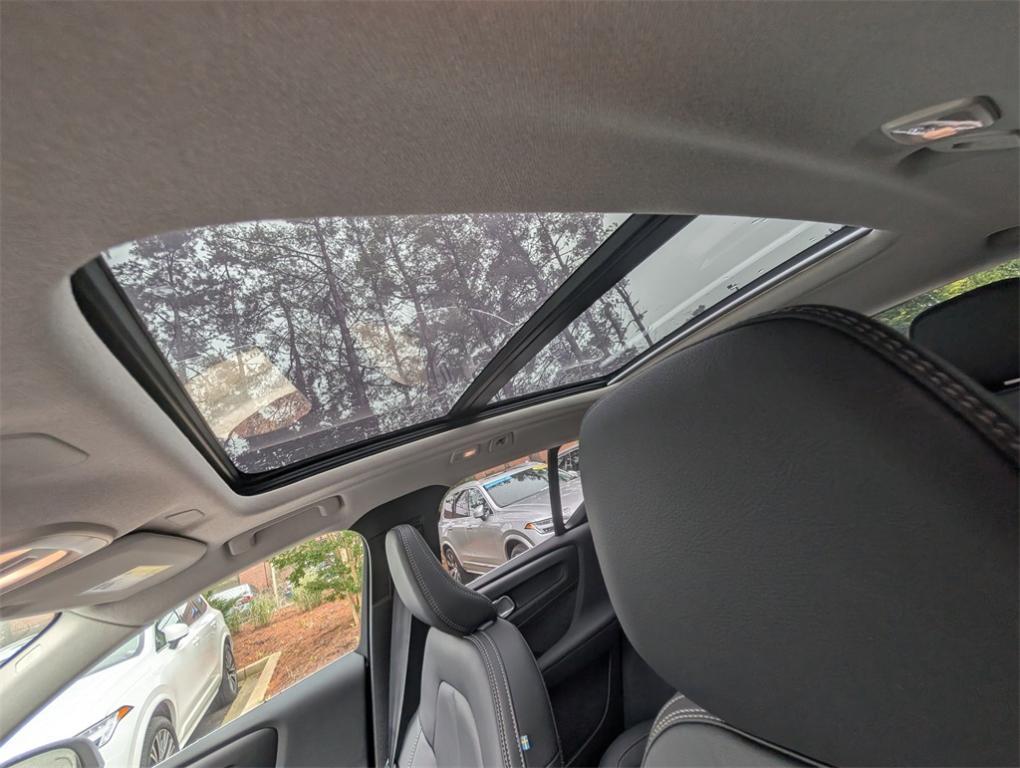new 2025 Volvo XC40 car, priced at $46,335