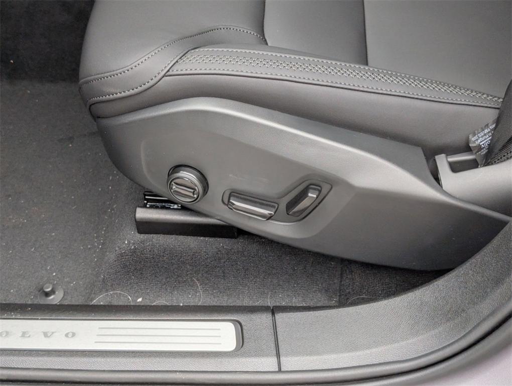 new 2026 Volvo XC60 car