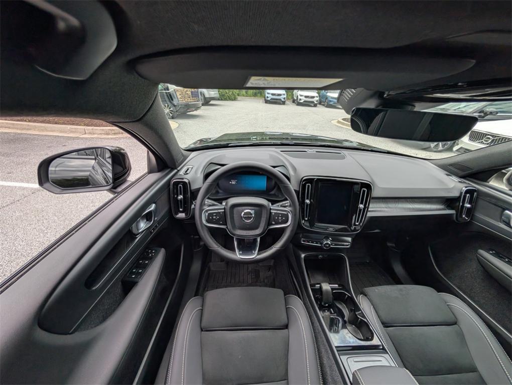 used 2024 Volvo XC40 Recharge Pure Electric car, priced at $38,770