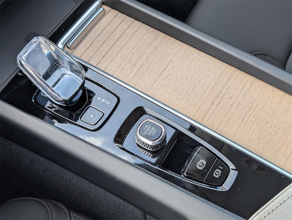 new 2026 Volvo XC60 car