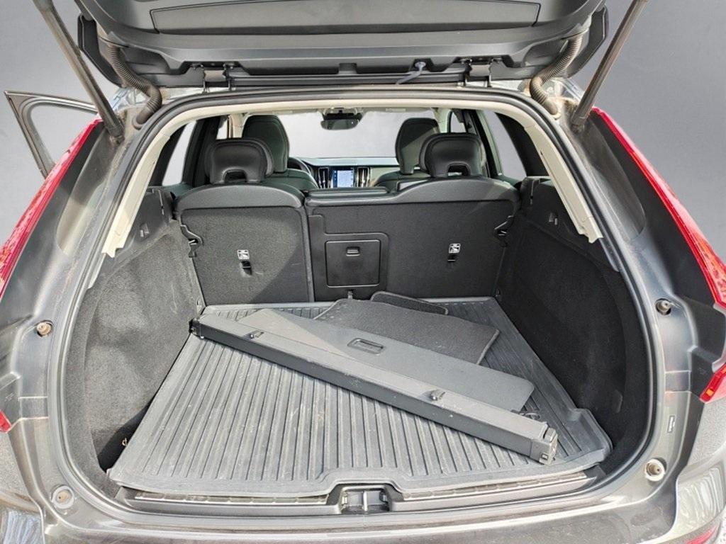 used 2021 Volvo XC60 car, priced at $26,258