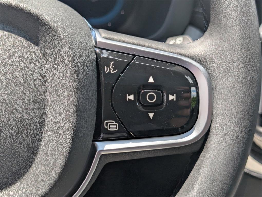 new 2025 Volvo XC60 Plug-In Hybrid car, priced at $71,295