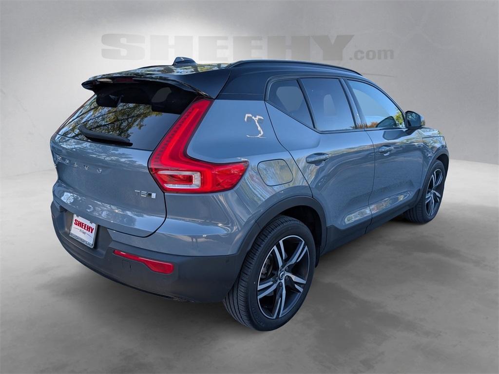 used 2022 Volvo XC40 car, priced at $24,370