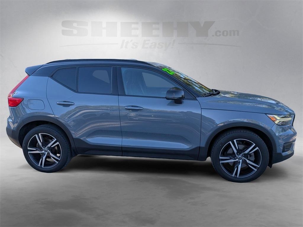 used 2022 Volvo XC40 car, priced at $24,370