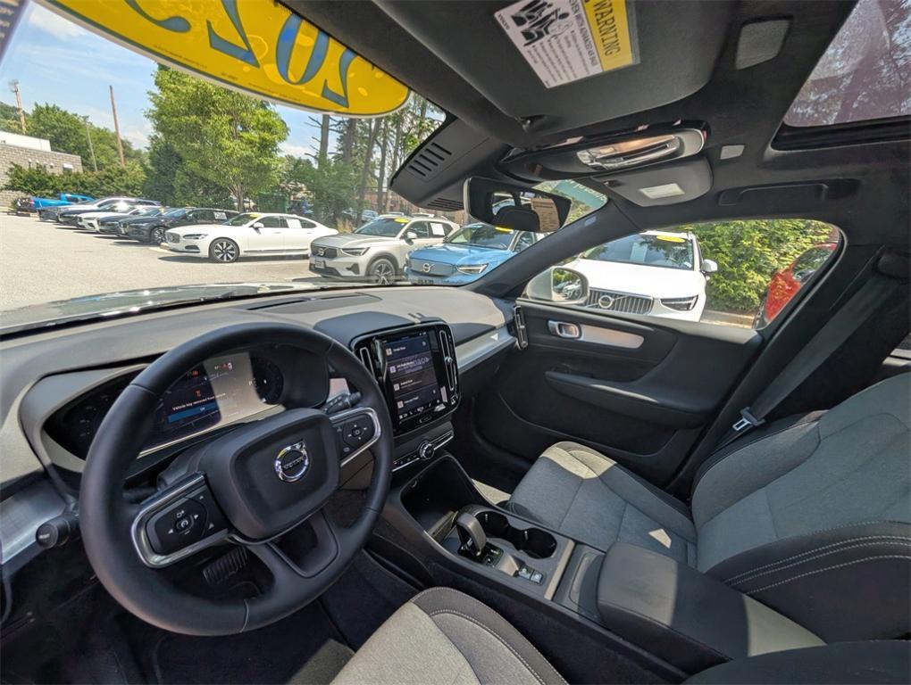 used 2025 Volvo XC40 car, priced at $32,570