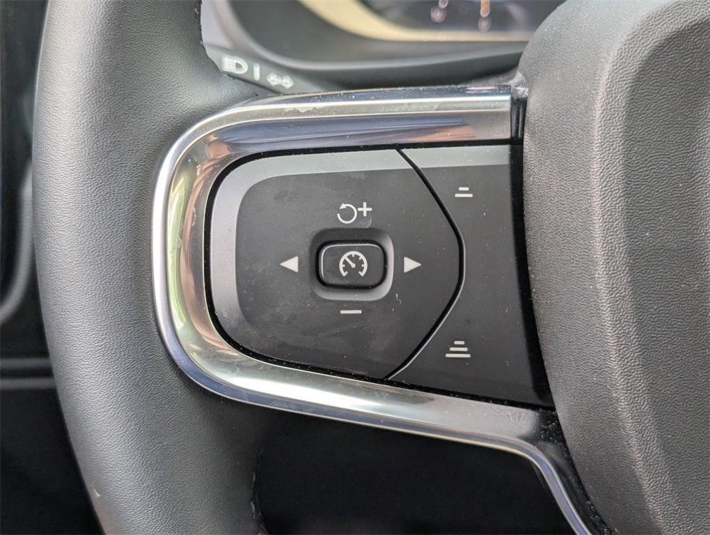used 2025 Volvo XC40 car, priced at $32,570