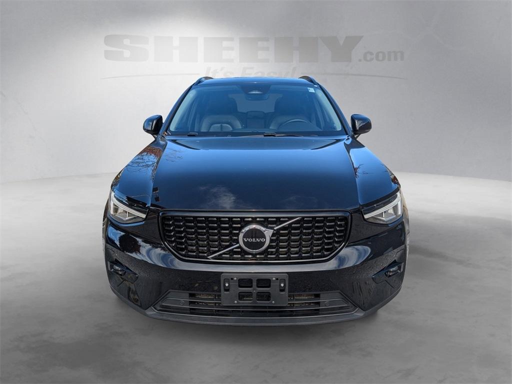used 2023 Volvo XC40 car, priced at $30,570
