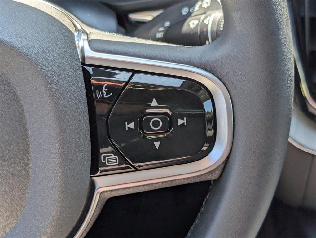 new 2025 Volvo XC60 Plug-In Hybrid car, priced at $62,395