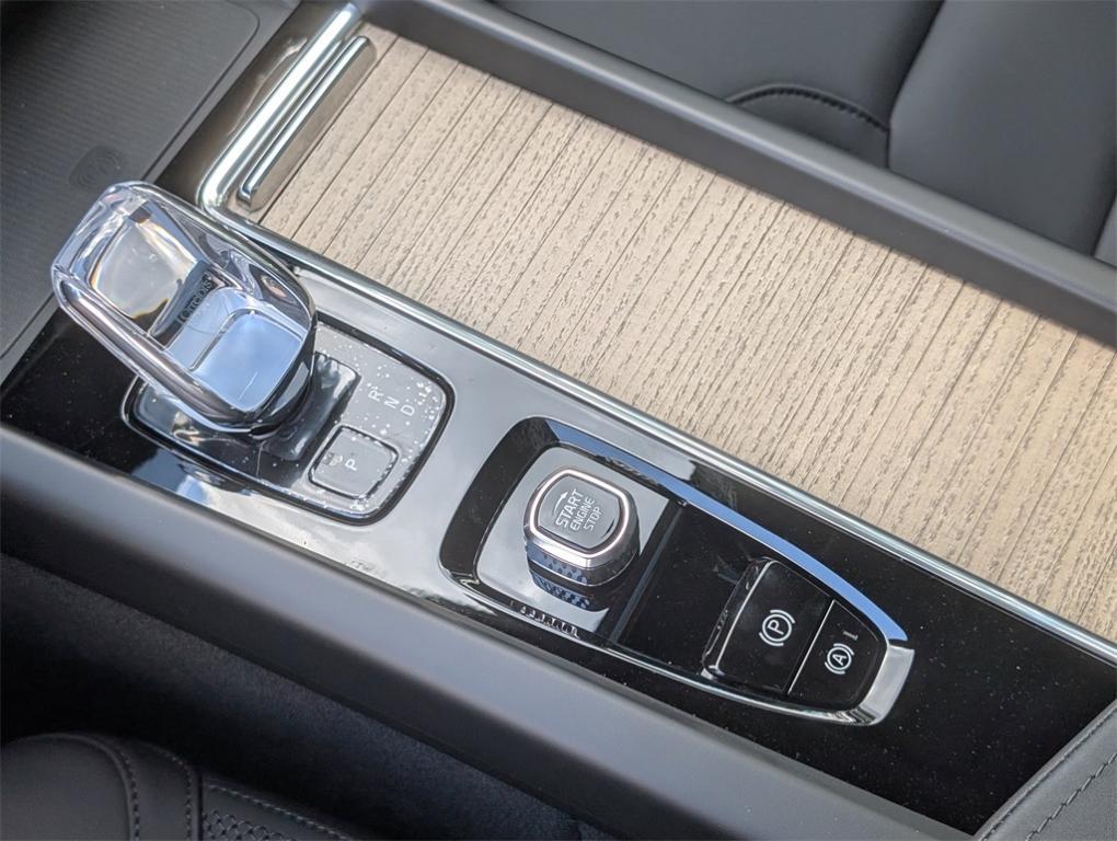 new 2026 Volvo XC60 car