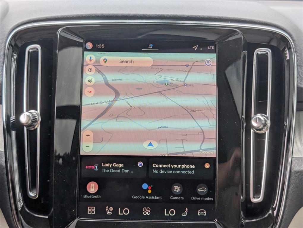 new 2026 Volvo XC40 car