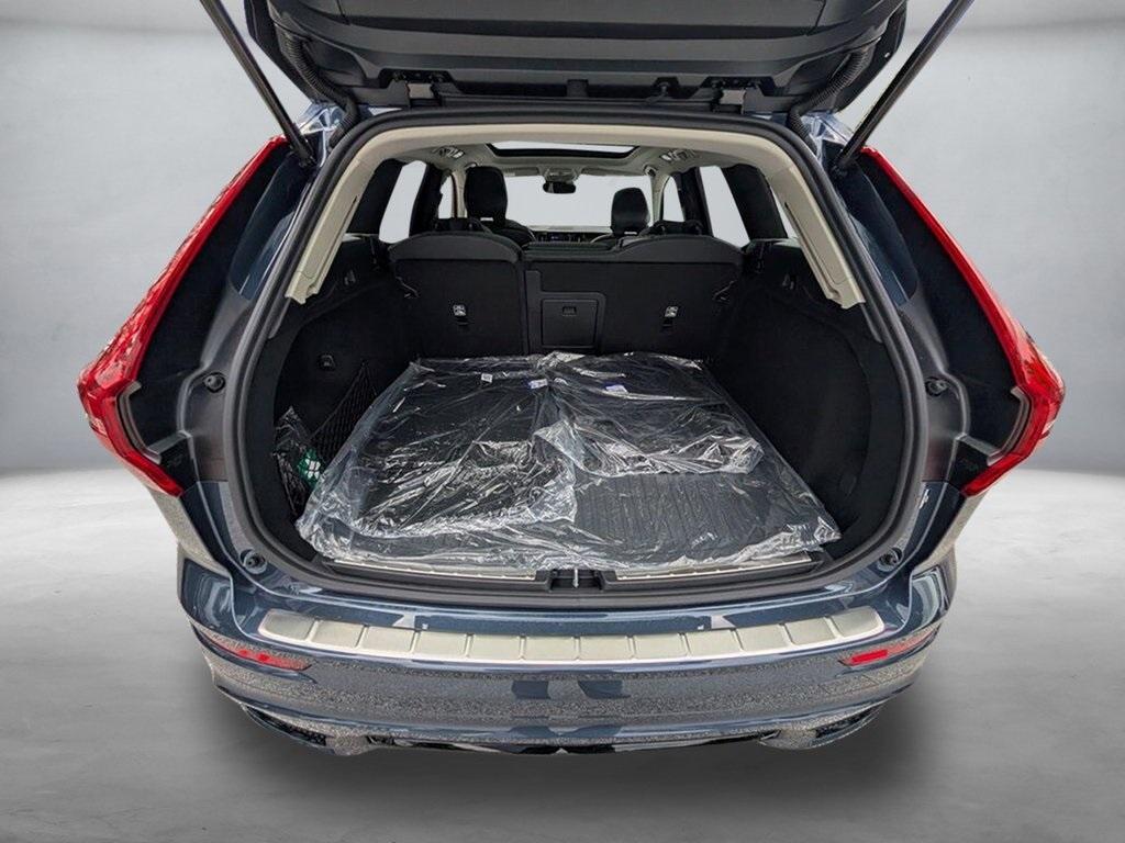 new 2025 Volvo XC60 Plug-In Hybrid car, priced at $66,260