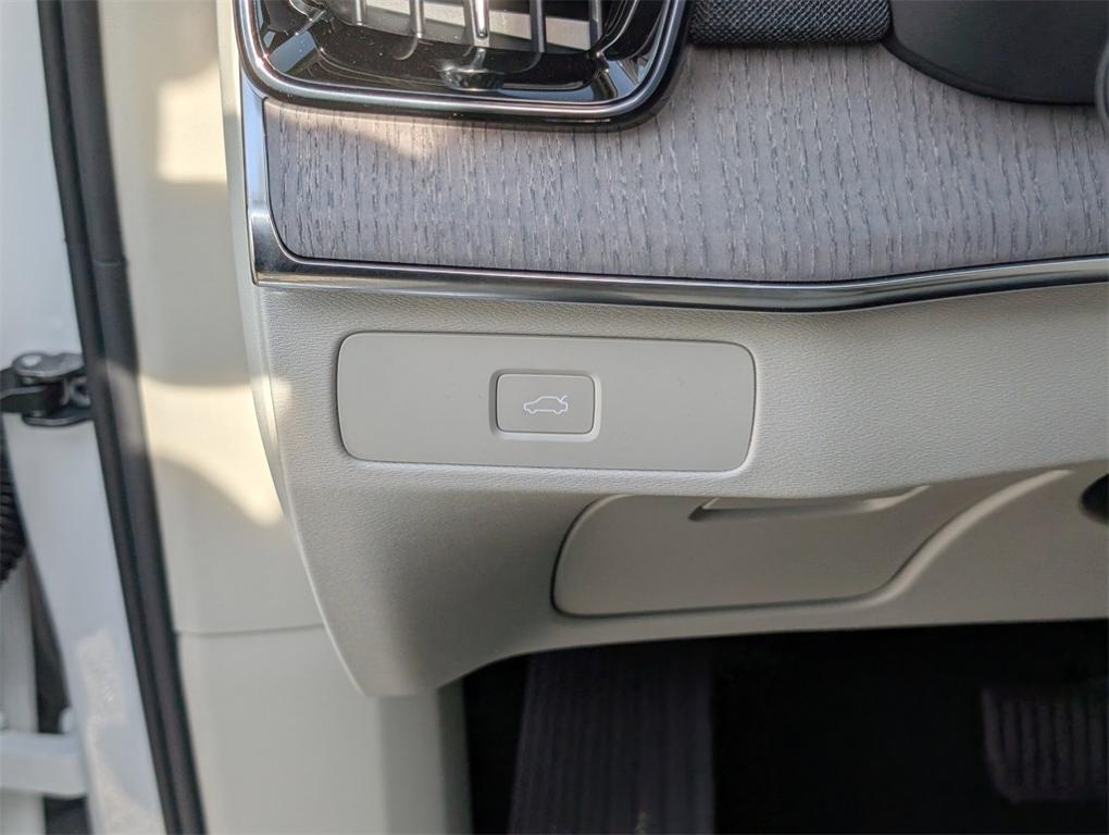 new 2026 Volvo XC90 car