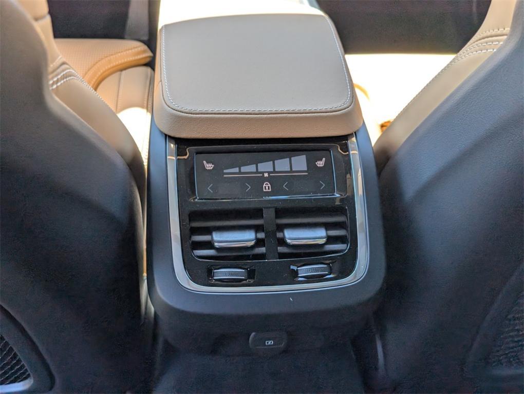 new 2026 Volvo V90 Cross Country car