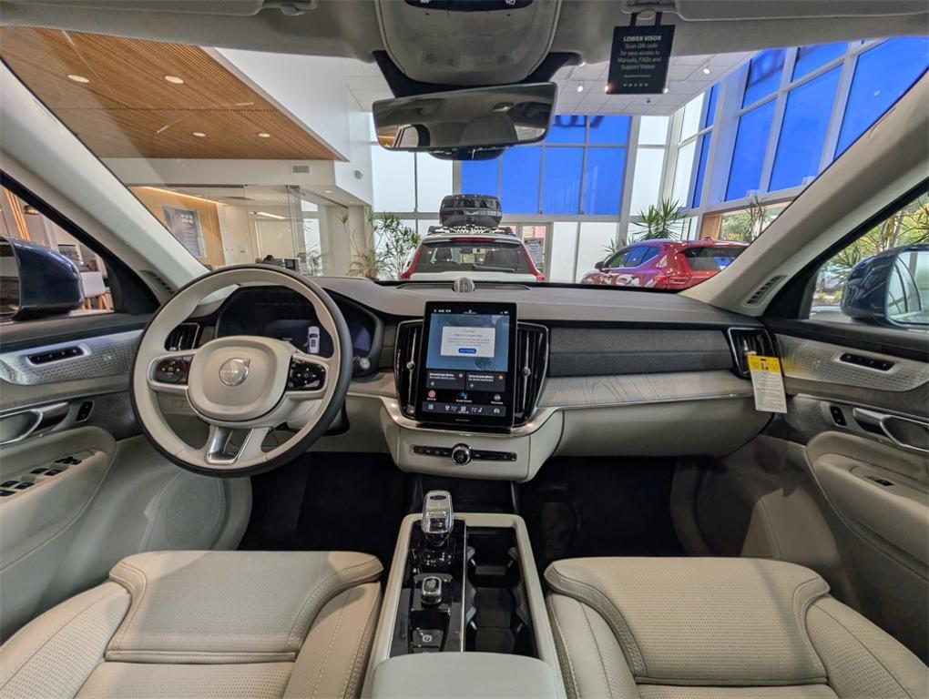 new 2025 Volvo XC90 Plug-In Hybrid car, priced at $89,600