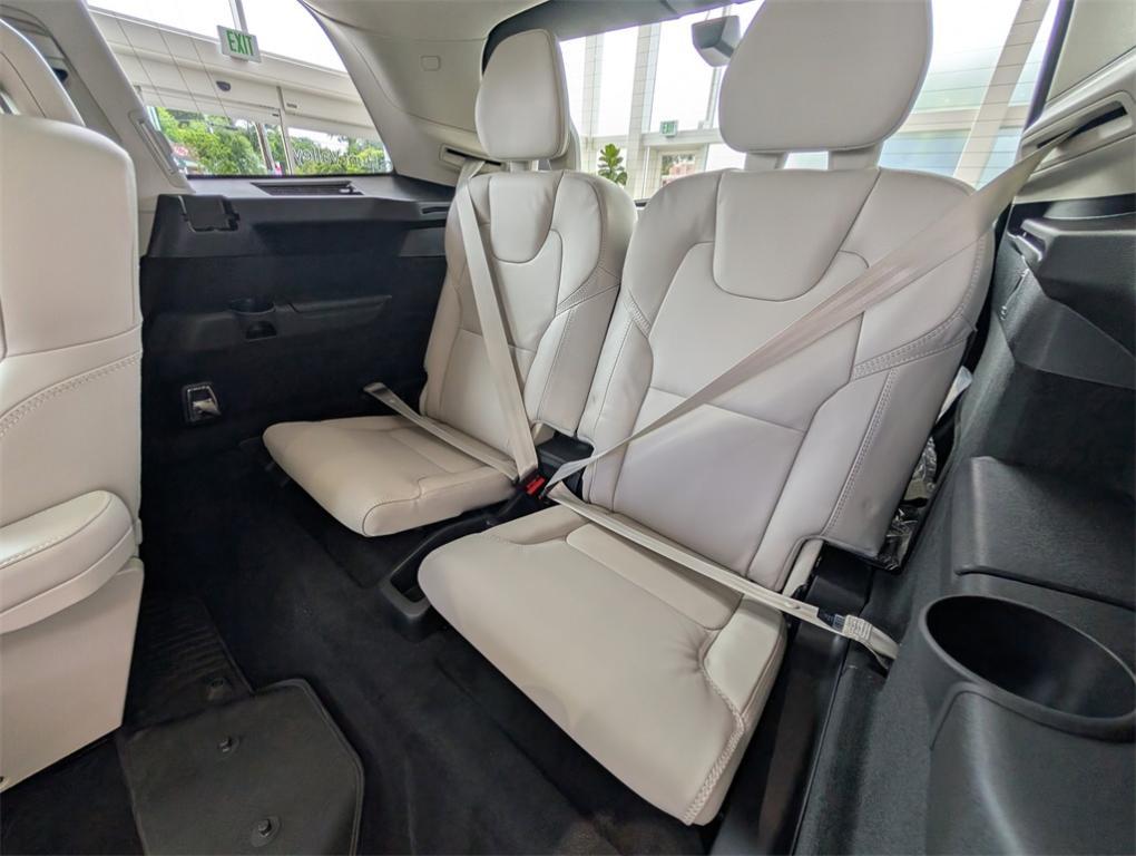 new 2025 Volvo XC90 Plug-In Hybrid car, priced at $89,600
