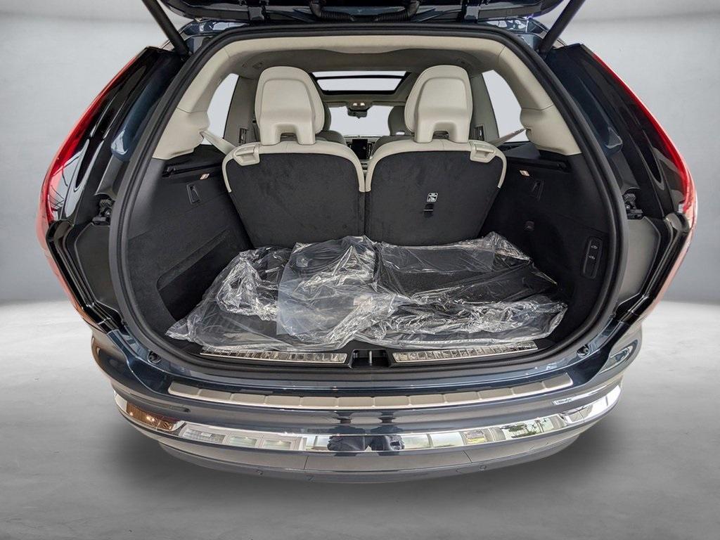 new 2025 Volvo XC90 Plug-In Hybrid car, priced at $89,600