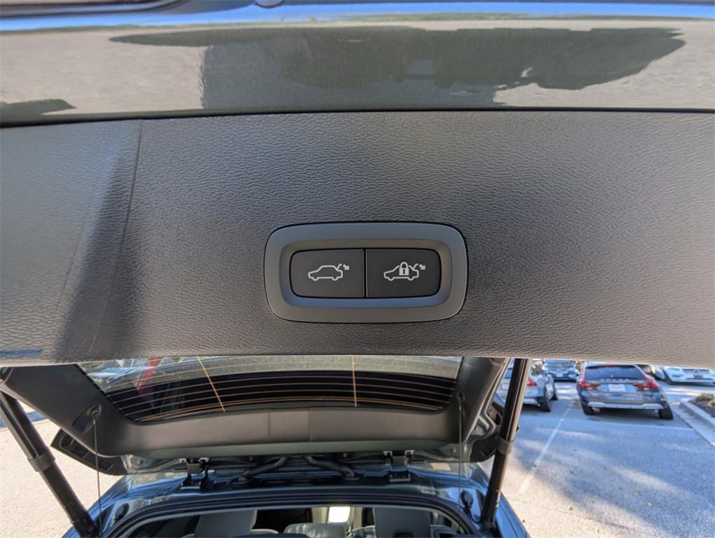 new 2026 Volvo XC40 car