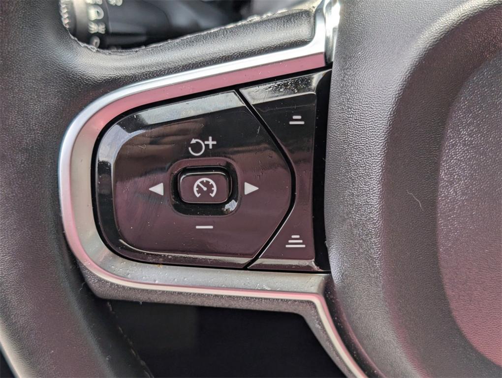 used 2023 Volvo XC60 car, priced at $32,970