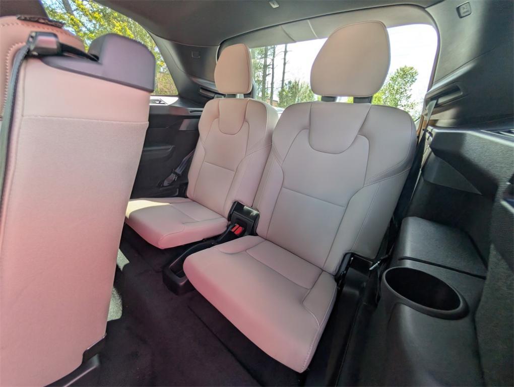 new 2025 Volvo XC90 car, priced at $60,495