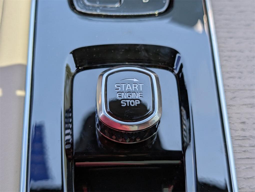 new 2025 Volvo XC90 car, priced at $60,495