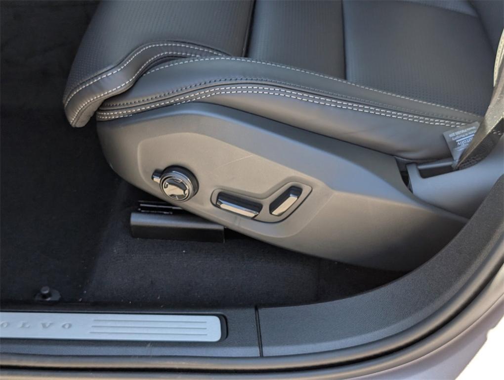 new 2026 Volvo XC60 car