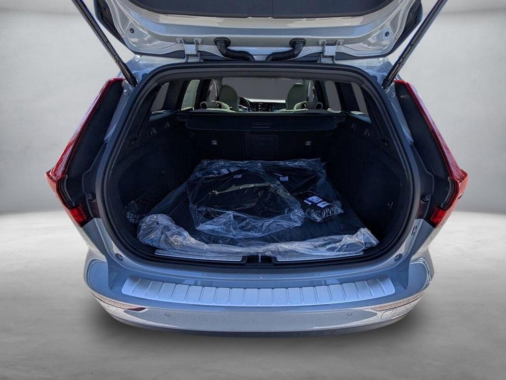 new 2025 Volvo V60 Cross Country car, priced at $57,555