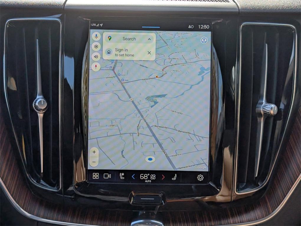 used 2023 Volvo XC60 car, priced at $31,670