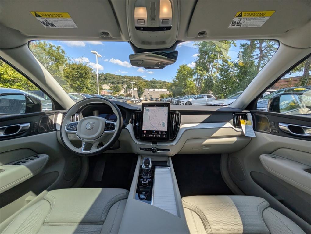 new 2026 Volvo XC60 Plug-In Hybrid car