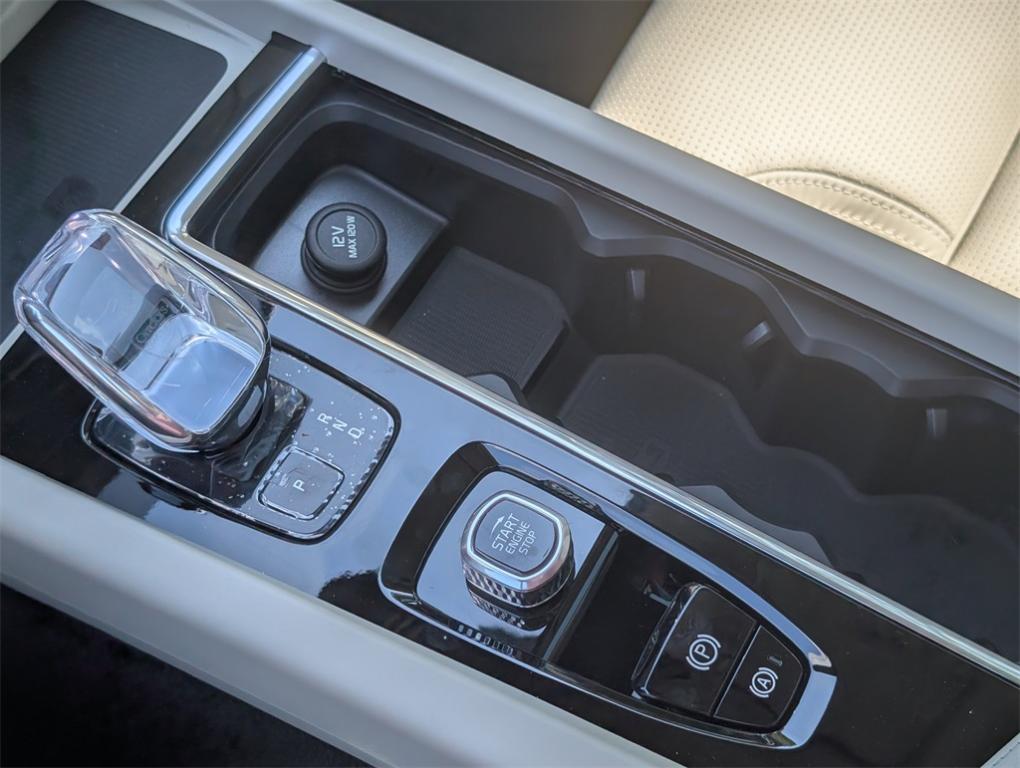 new 2026 Volvo XC60 Plug-In Hybrid car