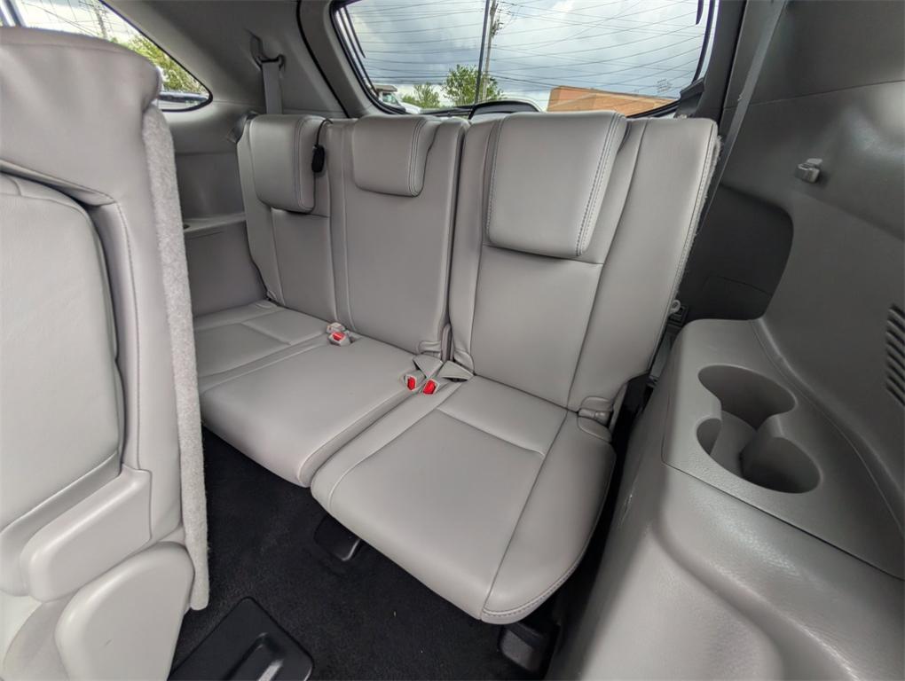 used 2018 Toyota Highlander car, priced at $24,988