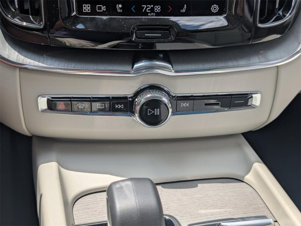 new 2025 Volvo XC60 Plug-In Hybrid car, priced at $65,445