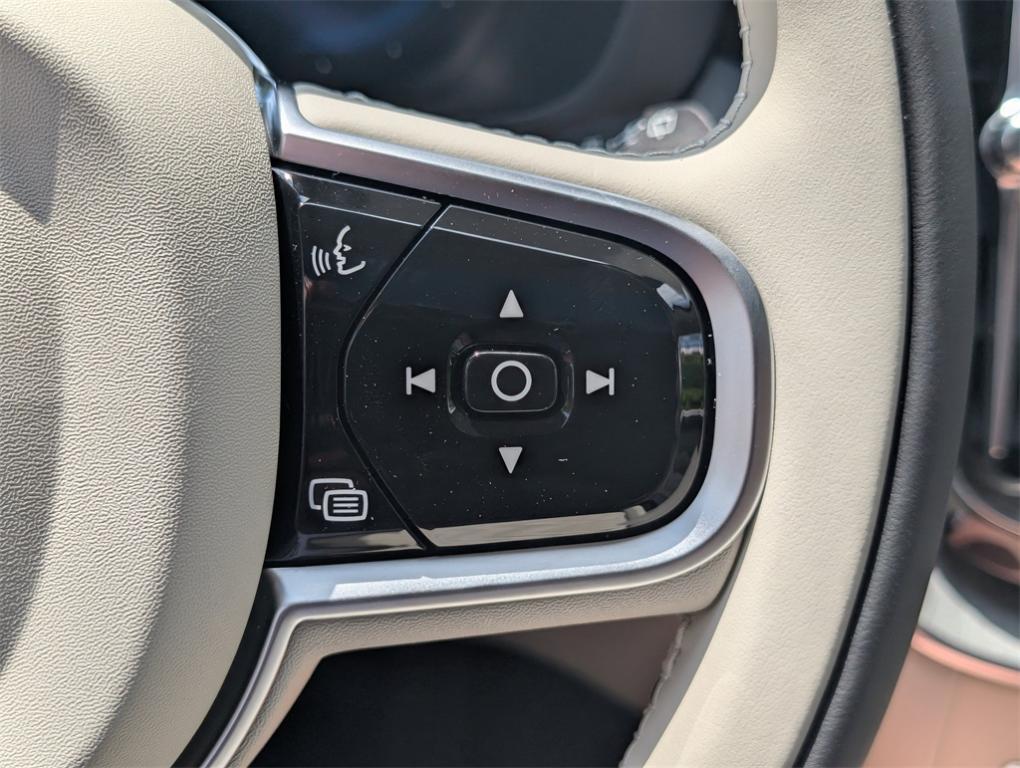 new 2025 Volvo XC60 Plug-In Hybrid car, priced at $65,445