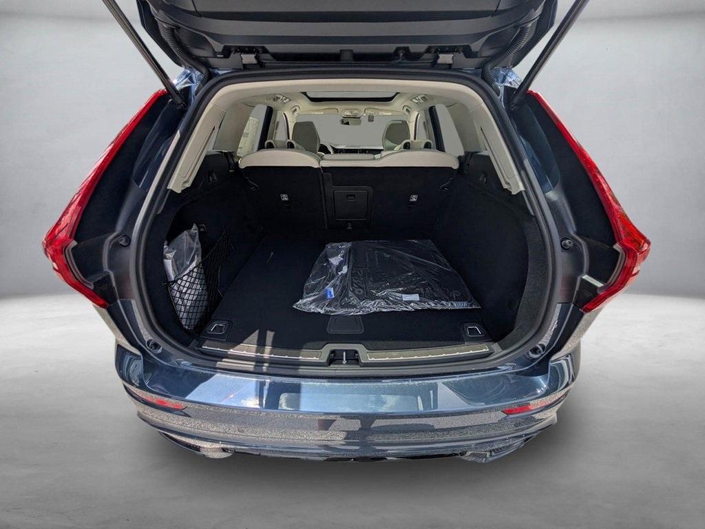 new 2025 Volvo XC60 Plug-In Hybrid car, priced at $65,445