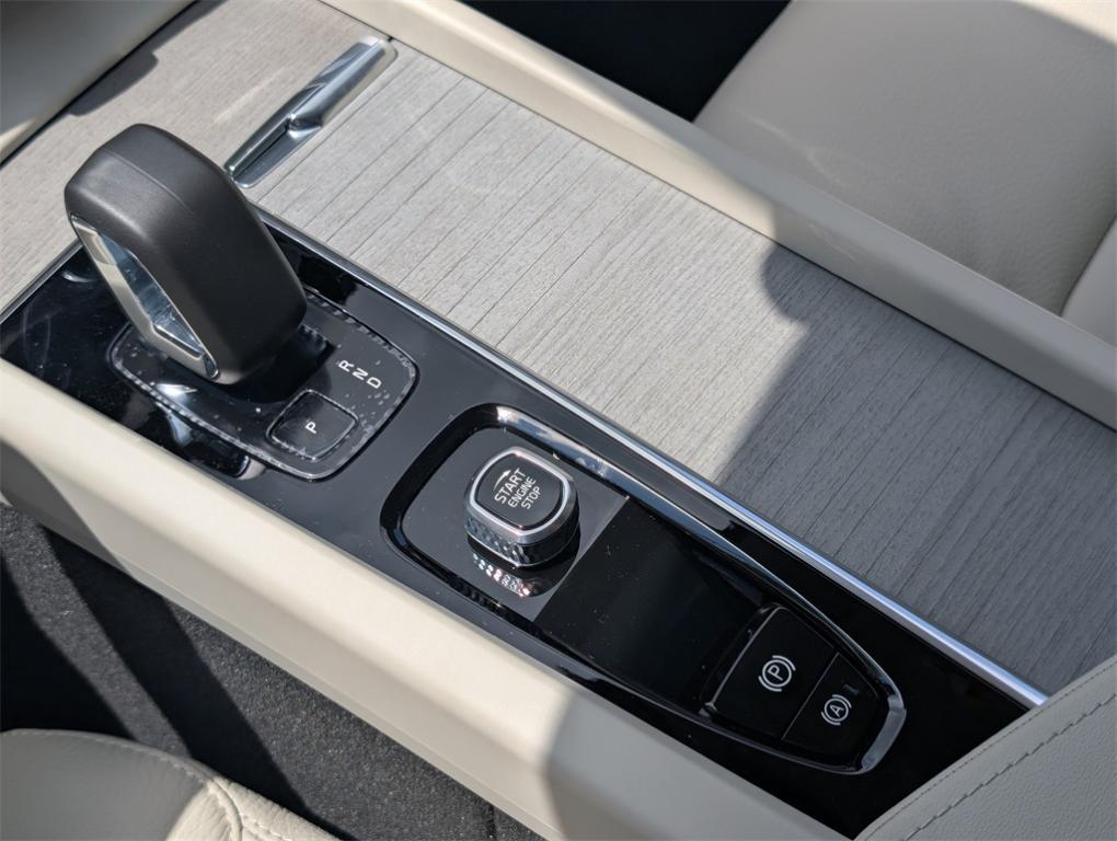 new 2025 Volvo XC60 Plug-In Hybrid car, priced at $65,445