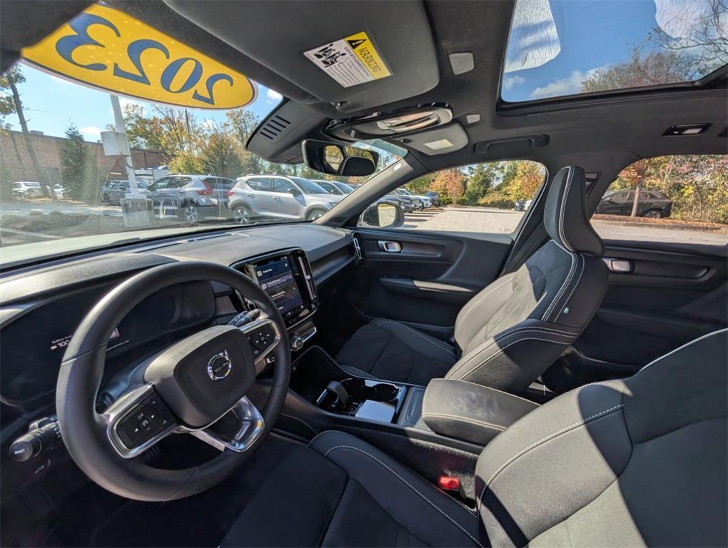 used 2023 Volvo XC40 Recharge Pure Electric car, priced at $29,470