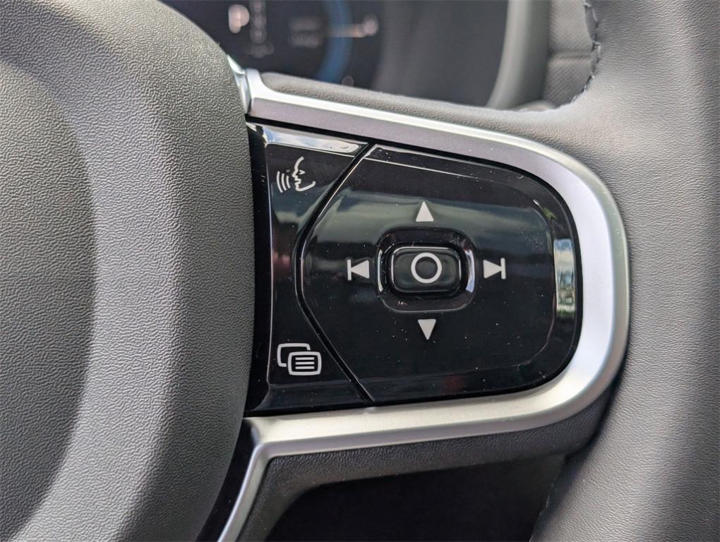 new 2025 Volvo XC90 Plug-In Hybrid car, priced at $76,895