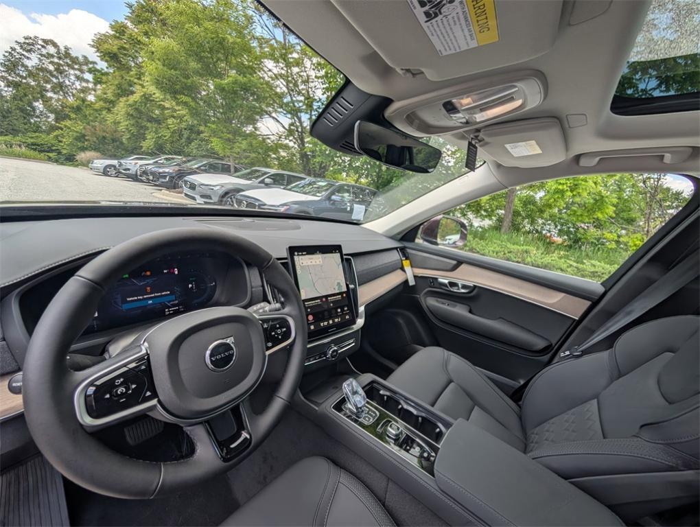 new 2025 Volvo XC90 Plug-In Hybrid car, priced at $76,895