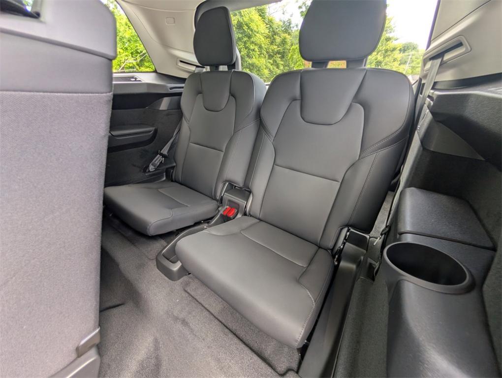 new 2025 Volvo XC90 Plug-In Hybrid car, priced at $76,895