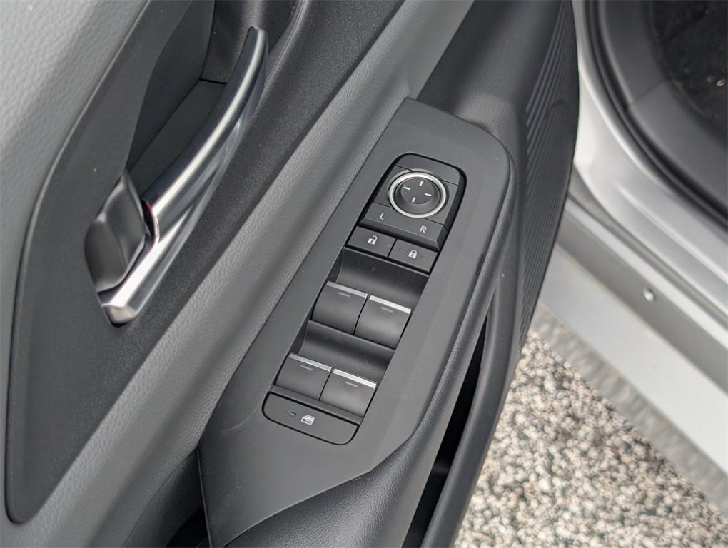 new 2025 Toyota Prius car, priced at $34,478