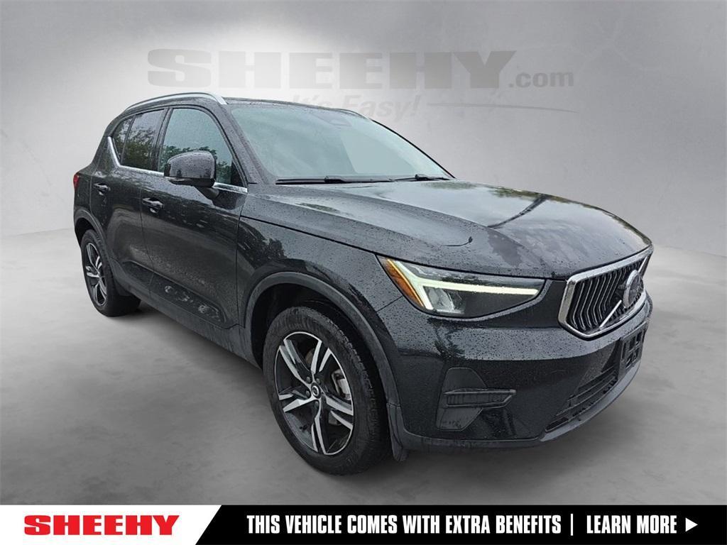 used 2025 Volvo XC40 car, priced at $33,370