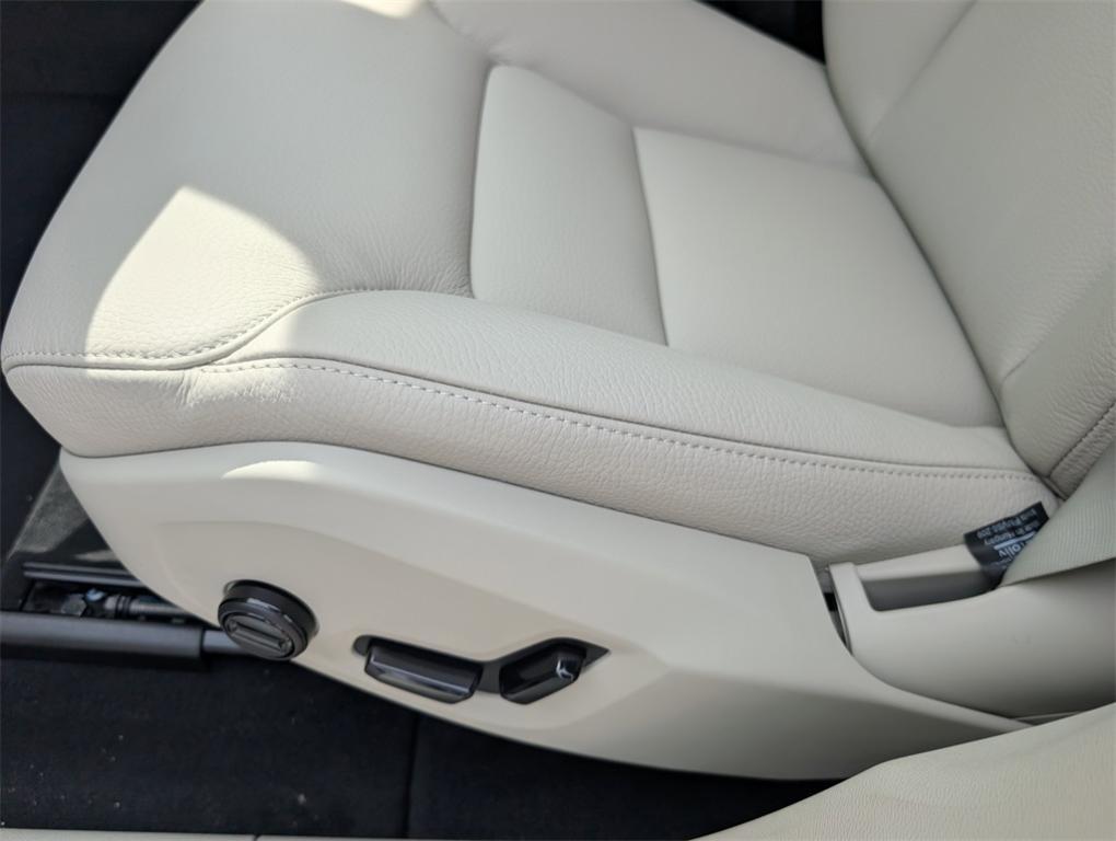 new 2025 Volvo XC60 Plug-In Hybrid car, priced at $53,485