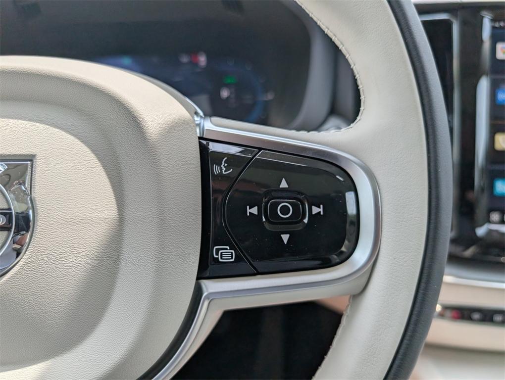 new 2025 Volvo XC60 Plug-In Hybrid car, priced at $53,485