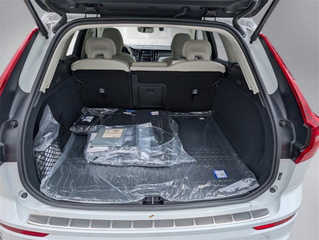 new 2025 Volvo XC60 Plug-In Hybrid car, priced at $53,485