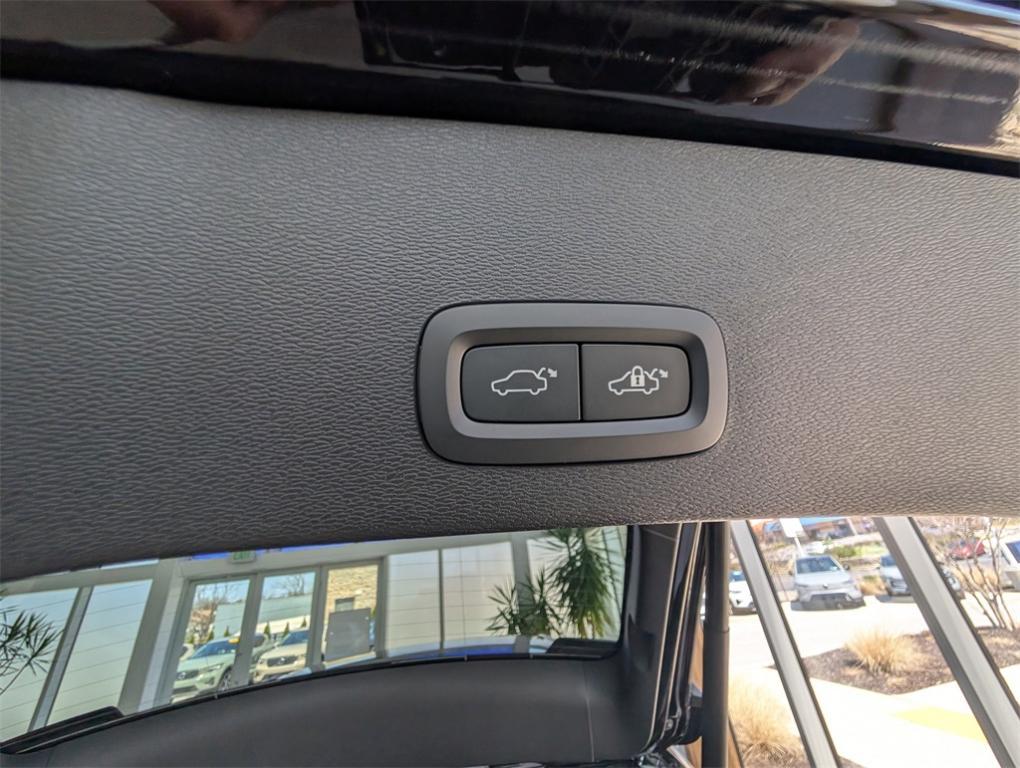 new 2024 Volvo C40 Recharge Pure Electric car, priced at $49,999