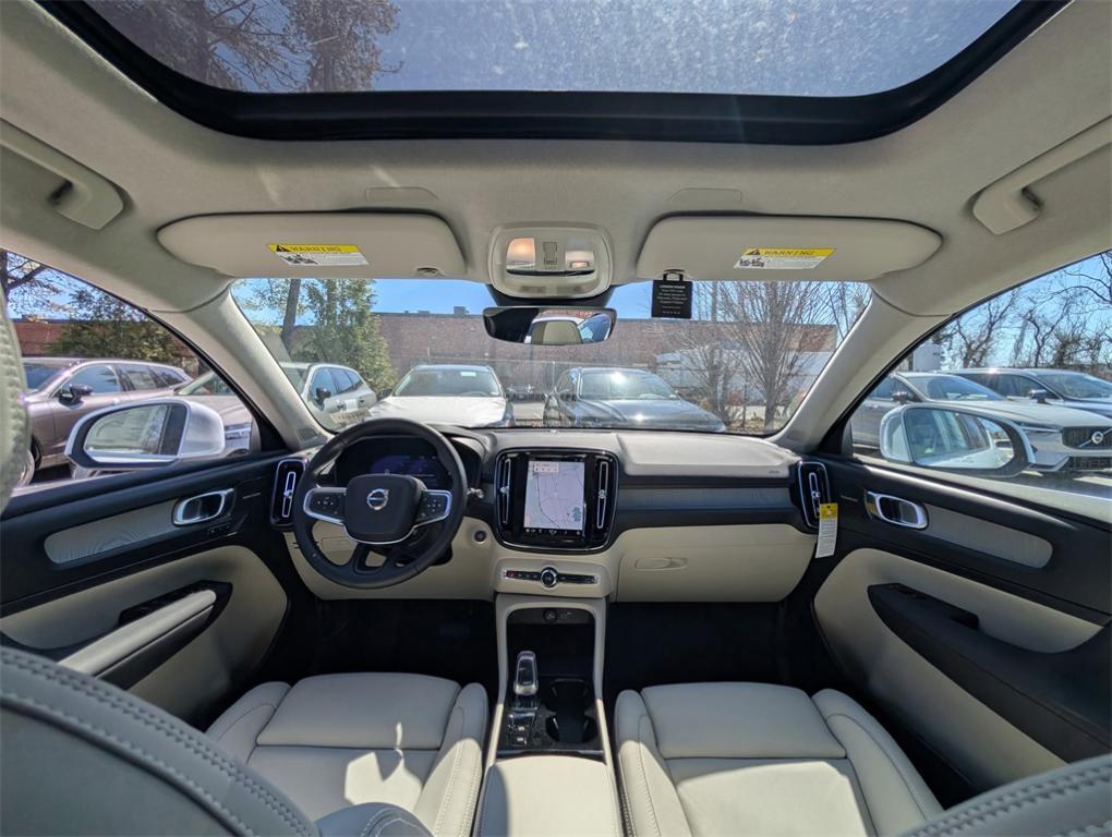 new 2025 Volvo XC40 car, priced at $50,145