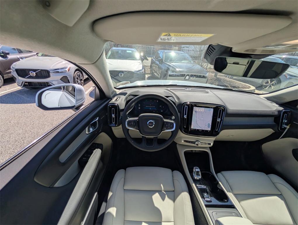 new 2025 Volvo XC40 car, priced at $50,145