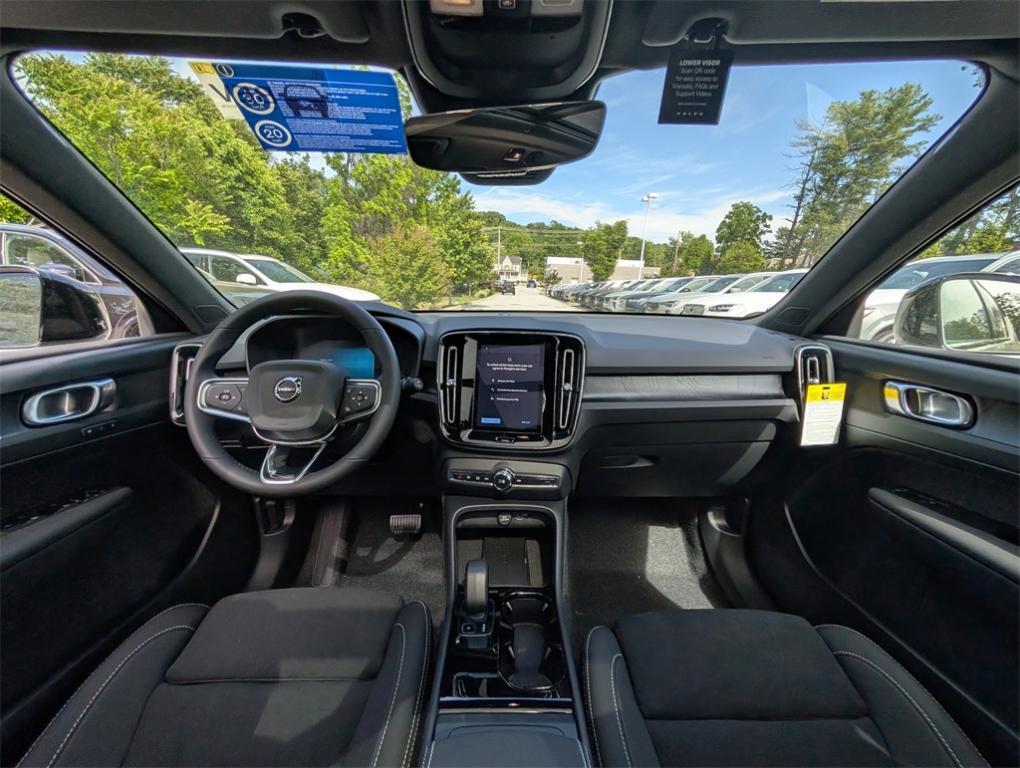 new 2025 Volvo EX40 car, priced at $58,045