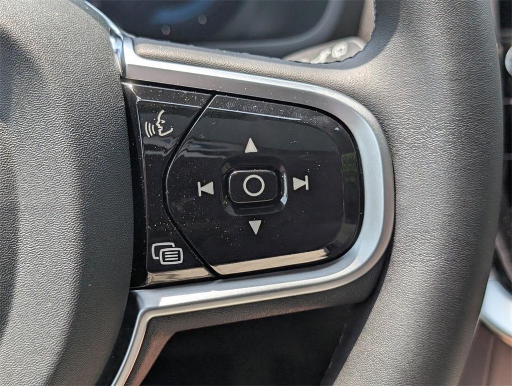 new 2025 Volvo XC90 Plug-In Hybrid car, priced at $79,945