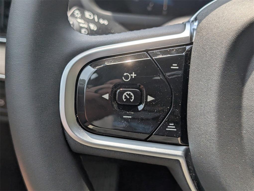 new 2025 Volvo XC90 Plug-In Hybrid car, priced at $79,945